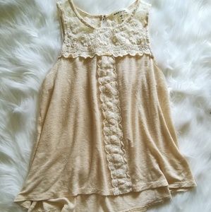 Feminine lacey tank